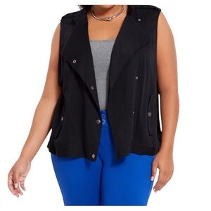 🆕 Torrid black vest with snap buttons size 1-1X/14-16